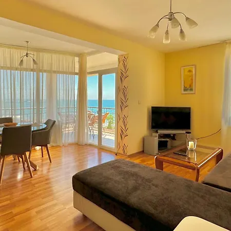 Beachfront Havana Светий Влас