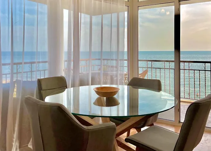 Beachfront Havana Свети Влас